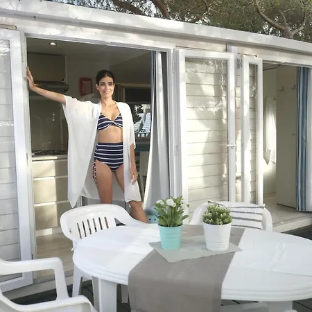 Villaggio Torre Del Porticciolo 4* פורטו קונטה